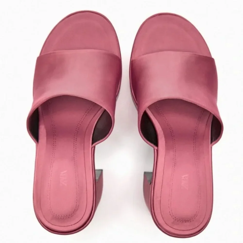 BARBIE X ZARA LIMITED EDITION FABRIC PLATFORM SLIDES